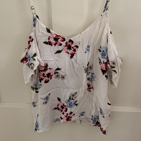 Kendall and Kylie Off the Shoulder Top - Picture 4 of 4